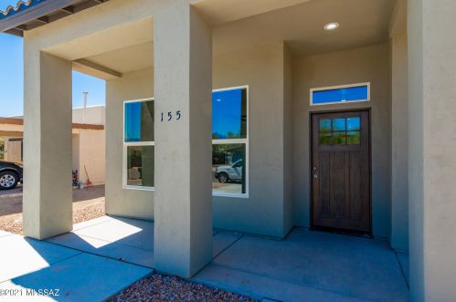 155 Lee St, Tucson, AZ 85705-6629