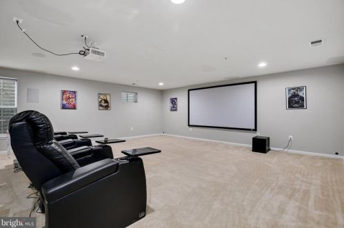 8810 Gunston St, Fulton MD  20759-2308 exterior