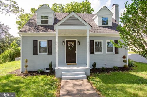 5 Graham St, Fredericksburg, VA 22405-3106