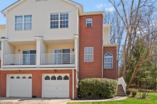 5 Garfield Way, Princeton NJ  08540-1669 exterior