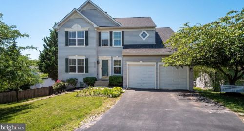 3907 Cotton Tree Ln, Burtonsville, MD 20866-3106