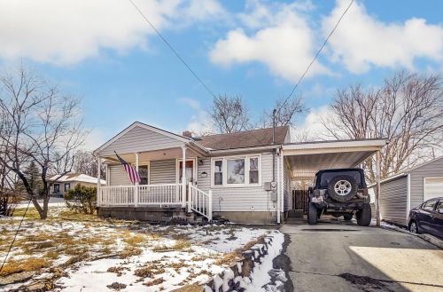 1483 Burnett Rd, Springfield OH  45505-3411 exterior
