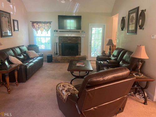160 Aaron Ct, Forsyth, GA 31029-8900