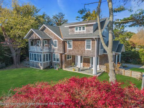 405 Brown St, Brielle, NJ 08730-1703