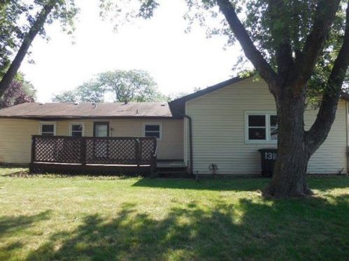 1316 Carlisle Ave, Elk Grove Vlg, IL 60007-4034