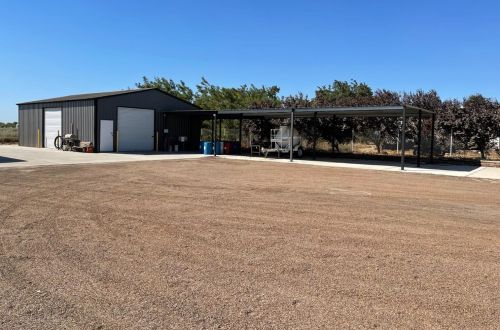 8506 Main St, Turlock, CA 95380-9372