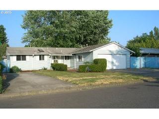 1790 Juniper Ave, Damascus, OR 97030
