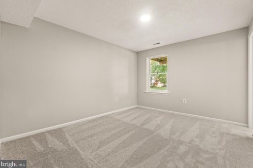 2229 Cherry Leaf Ln, Silver Spring MD 20906-5733 exterior