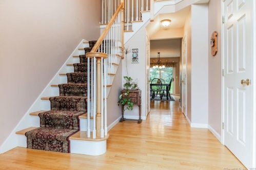 105 Blossom Way, Southington, CT 06489-1878