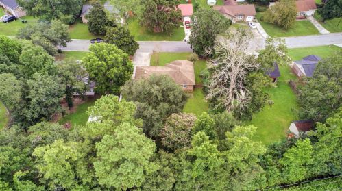 233 Cornell Dr, Ladson SC  29456-3212 exterior