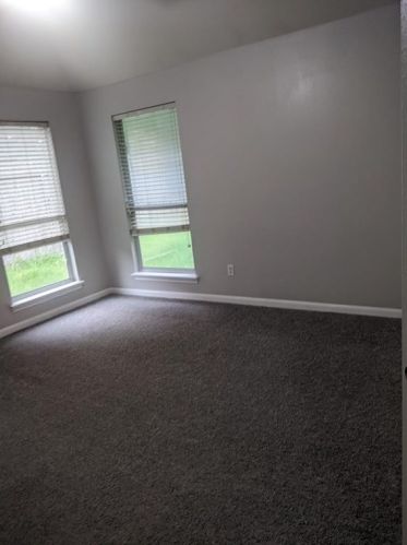 228 Canterbury Dr, Conroe TX  77303-1852 exterior