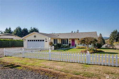 1017 F St, Vader, WA 98593