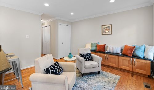 1405 Casino Cir, Silver Spring MD 20906-5901 exterior