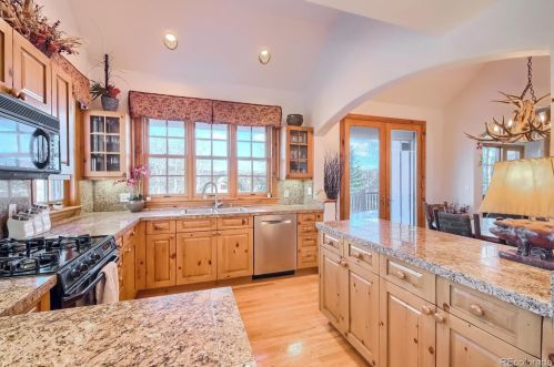 5 Fairway Ln, Cordillera CO 81632-6201 exterior