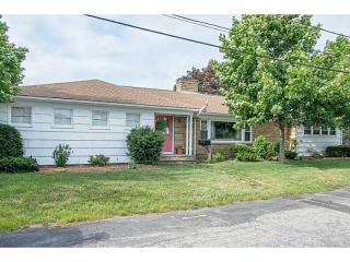 2 Estelle St, East Providence, RI 02916-1817