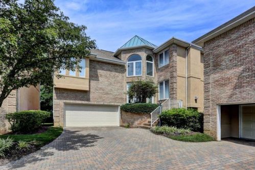112 La Costa Ct, Holmdel Village, NJ 07733-2546