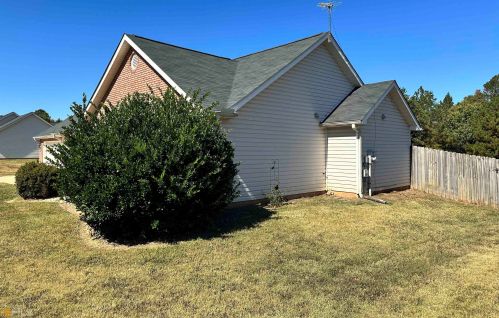 106 Meadow View Dr, Jackson GA  30233-2908 exterior
