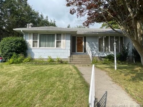 59 Harland Ave, Waterbury, CT 06705-3127