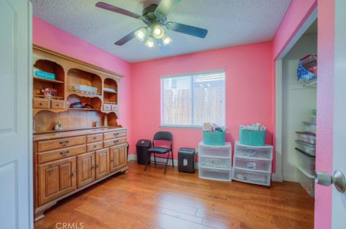 9214 Middlefield Dr, Riverside CA  92508-6261 exterior