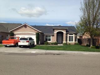 5072 Brown Ave, Fresno, CA 93722-0439