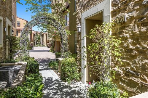 46 Gingerwood, Irvine CA  92603-0114 exterior