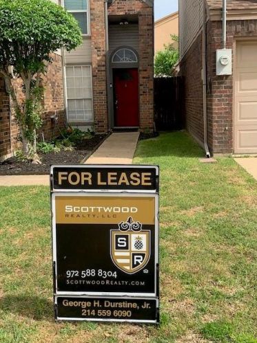 2961 Bend Dr, Dallas, TX 75229-2482