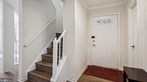 9145 Galbreth Ct, Springfield VA  22153-1110 exterior