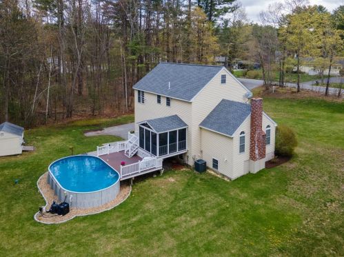 8 Golden Brook Rd, Windham, NH 03087-1818