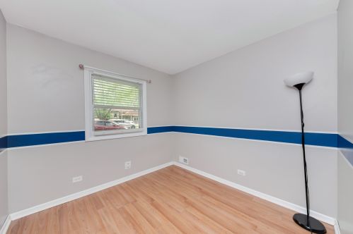 235 Bristol Ct, Lemont IL  60440-1684 exterior