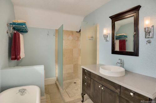 2430 Race St, Denver CO 80210-2807 exterior