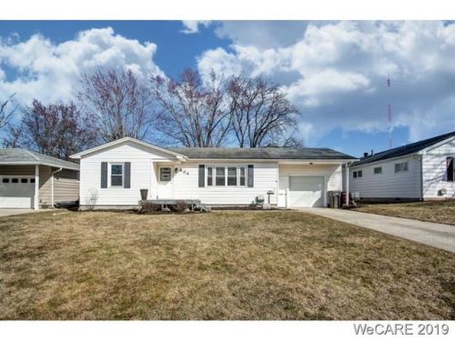 804 Nixon Ave, Lima, OH 45805-1818