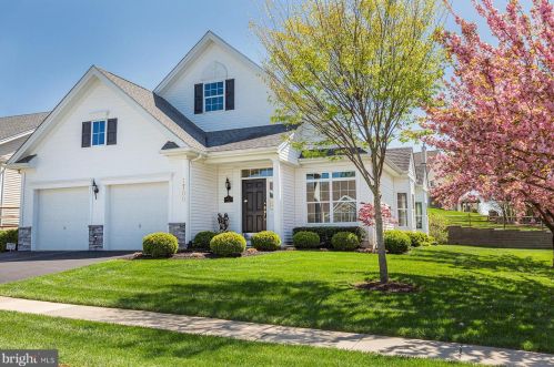 1700 Speedwell Rd, Lancaster PA  17601-4628 exterior