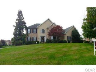 2108 Sherbrooke Dr, Bethlehem PA  18015-5549 exterior