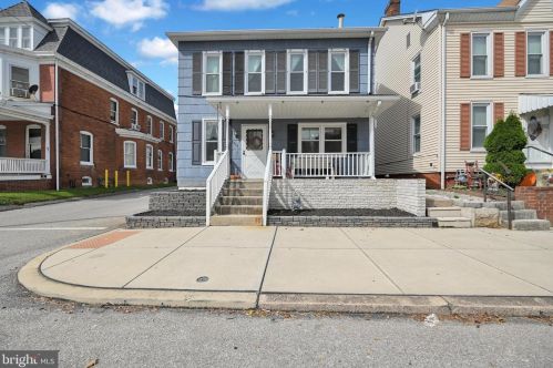 316 Walnut St, Hanover PA 17331-2536 exterior