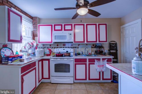 260 Ross St, Lancaster PA  17602-1940 exterior