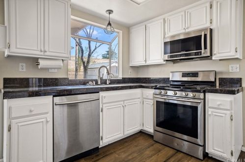 34262 Via Buena Dr, Yucaipa, CA 92399-2517