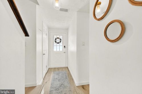 6732 Second Morning Ct, Columbia MD  21045-4952 exterior