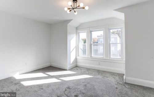 925 Orange St, Lancaster PA  17602-3213 exterior