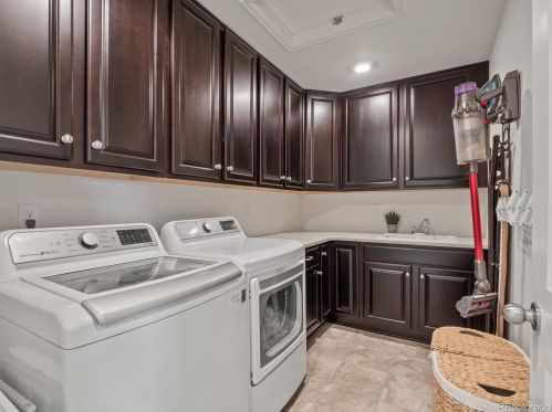 9437 58th Pl, Denver CO  80238 exterior