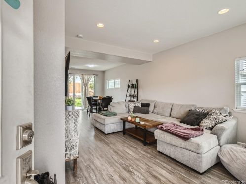 1467 Elmwood Pl, Denver CO  80221-3222 exterior