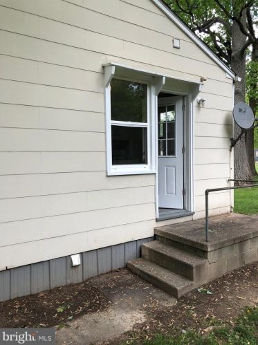 78 Swan St, Aberdeen MD  21001-3832 exterior