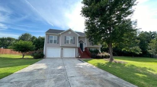 401 Corbin Ct, Statham, GA 30666-2161
