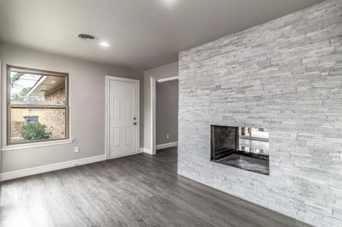 3225 Chapel Downs Dr, Dallas TX  75229-5834 exterior