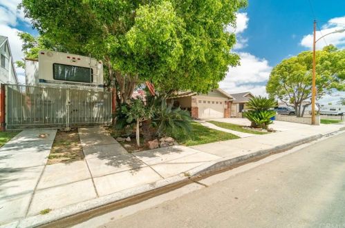 10975 Endicott Dr, Riverside, CA 92505-2936
