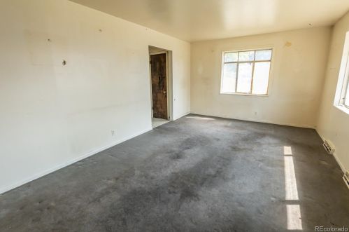 9055 Beechwood Dr, Denver CO  80229-4050 exterior