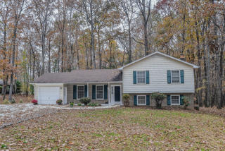 11902 Waples Mill Rd, Vienna VA  22124-2114 exterior