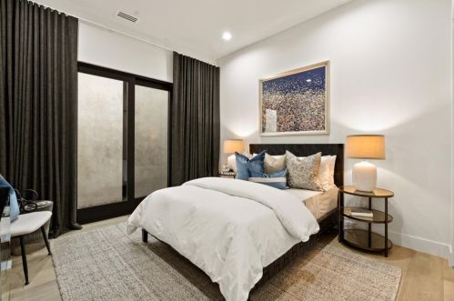 1575 Grant Rd, Los Altos CA  94024-6149 exterior