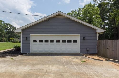 3701 Sandhill Dr, Conyers, GA 30094-3735