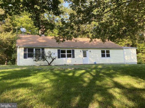 235 Spotted Tavern Rd, Fredericksburg, VA 22406-4024