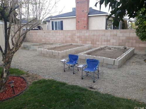 3741 Lofton Pl, Riverside CA  92501-1615 exterior